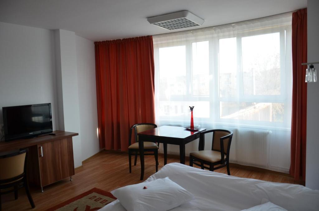 Aparthotel Zorilor Cluj-Napoca Room photo